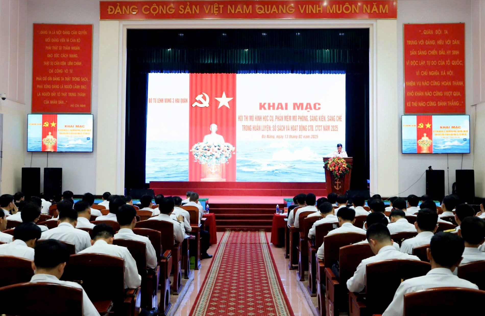 Quang cảnh khai mạc Hội thi.